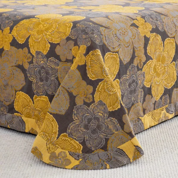 3 100% Cotton Double Gauze 4-Piece Bedding Set – Reversible Yarn-Dyed Floral Jacquard