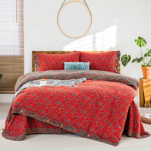 花间物语红色 100% Cotton Double Gauze Four‑Piece Bedding Set, A‑Class Safe Yarn‑Dyed Jacquard Reversible Floral Duvet Cover Set